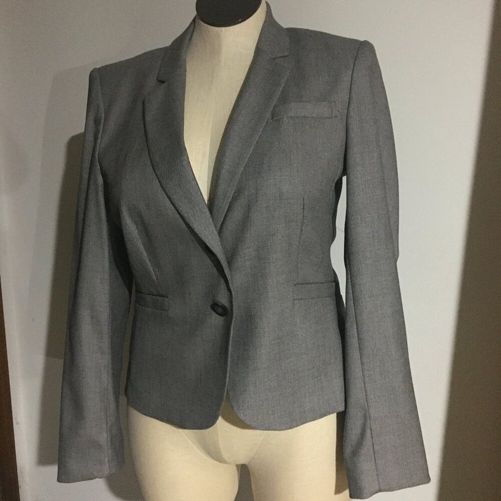 Calvin Klein Skirt Suit Grey Size 12/14 NWOT